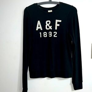 Abercrombie & Fitch Sweater